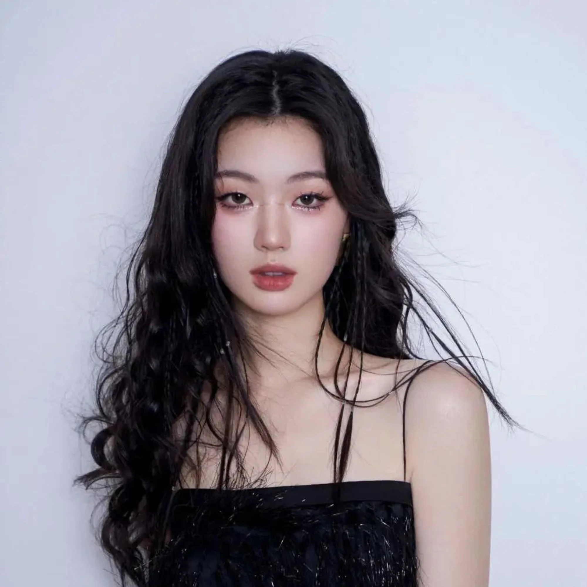 Yichun Shan