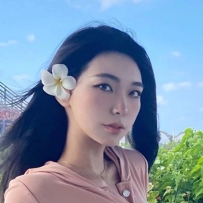 Helena Zhang